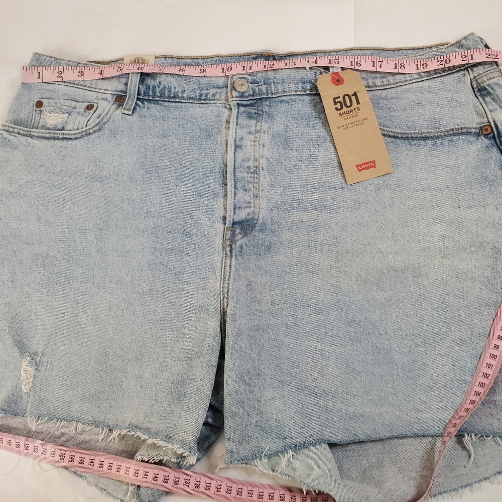 Levi high rise shorts - Picture 4 of 10